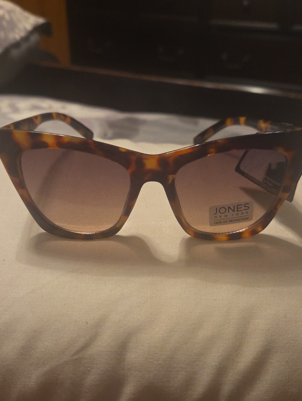 Jones New York Tortoiseshell Sunglasses with Brown Gradient Lenses (37)